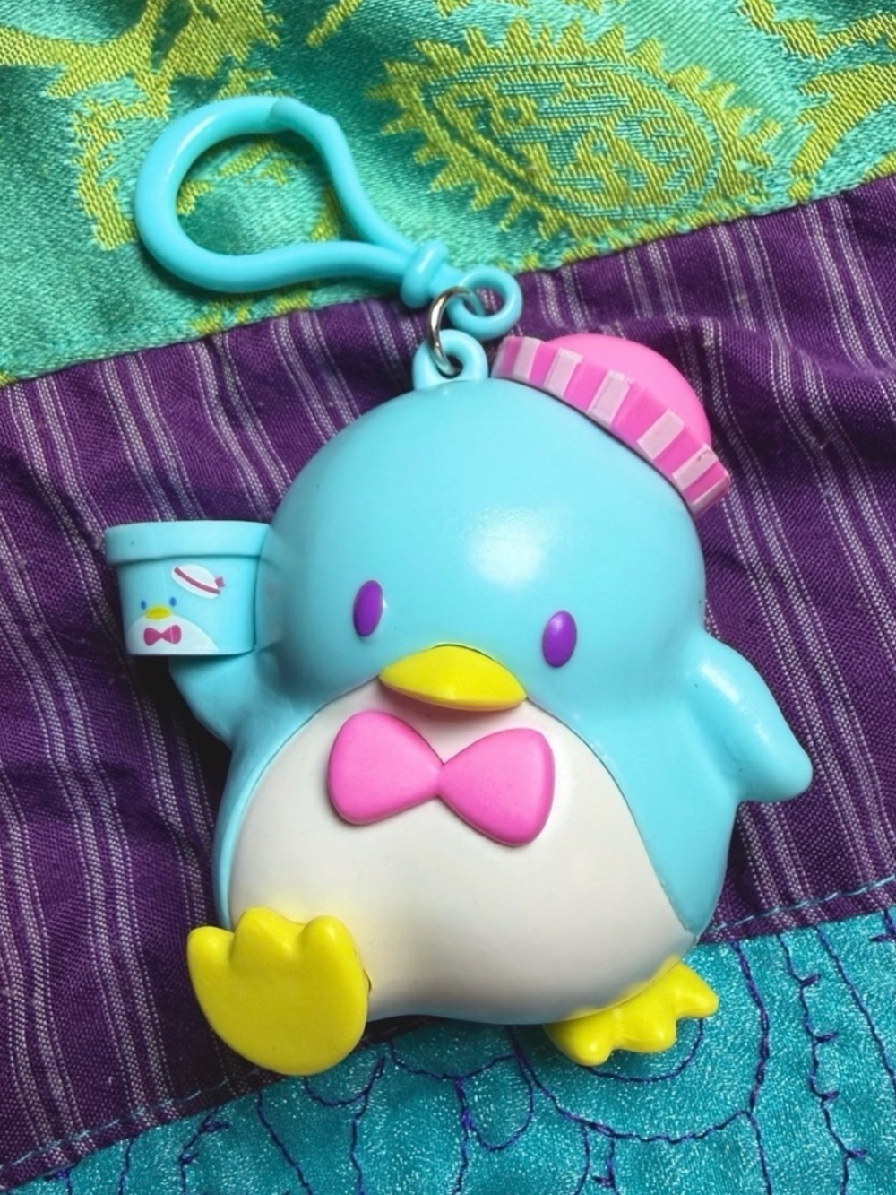 Tuxedo Sam Hello Kitty & Friends Snack Shop Hanging Bag Clip